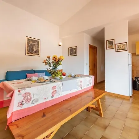 Strandnahes Mit Grill Und Garten Διαμέρισμα